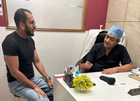 Dr. Rahul Goyal - Hair Transplant Doctor In Chandigarh